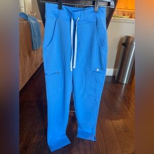 Figs Women High Waisted 2.0 Yola Skinny Scrub Pants Capri Blue Size XXS SOLDOUT